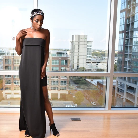 Keepsake flirty dress! Never worn out of the house - Picture 2 of 8